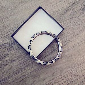 5/$25 Vintage Express Hinge Cuff Bracelet Silver, Cream, Black, Purple & Grey GC